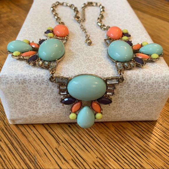 Statement Necklace - Picture 2 of 4